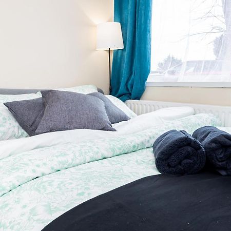 Shirley House 3, Guest House, Self Catering, Self Check In With Smart Locks, Use Of Fully Equipped Kitchen, Close To City Centre, Ideal For Longer Stays, Walking Distance To Bat, 20 Min Drive To Fawley Refinery, Excellent Transport Links Southampton Exterior photo
